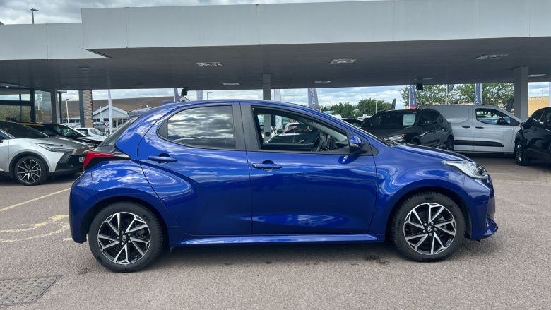 Toyota Yaris 1.5 Hybrid Design 5dr CVT Hybrid Hatchback